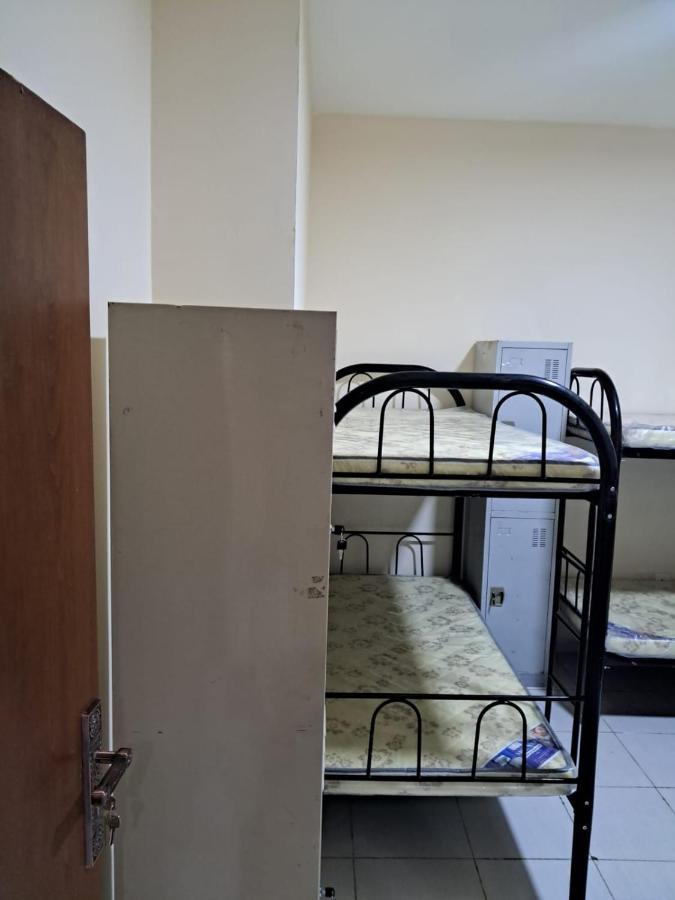 Expo Dxb Hostel Dubai Bagian luar foto