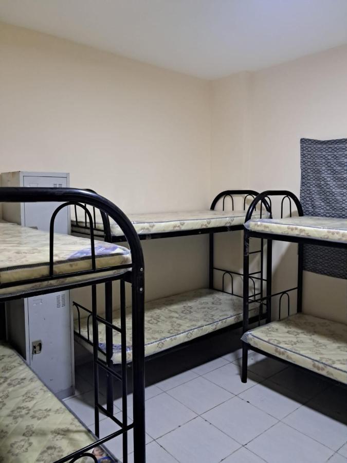 Expo Dxb Hostel Dubai Bagian luar foto